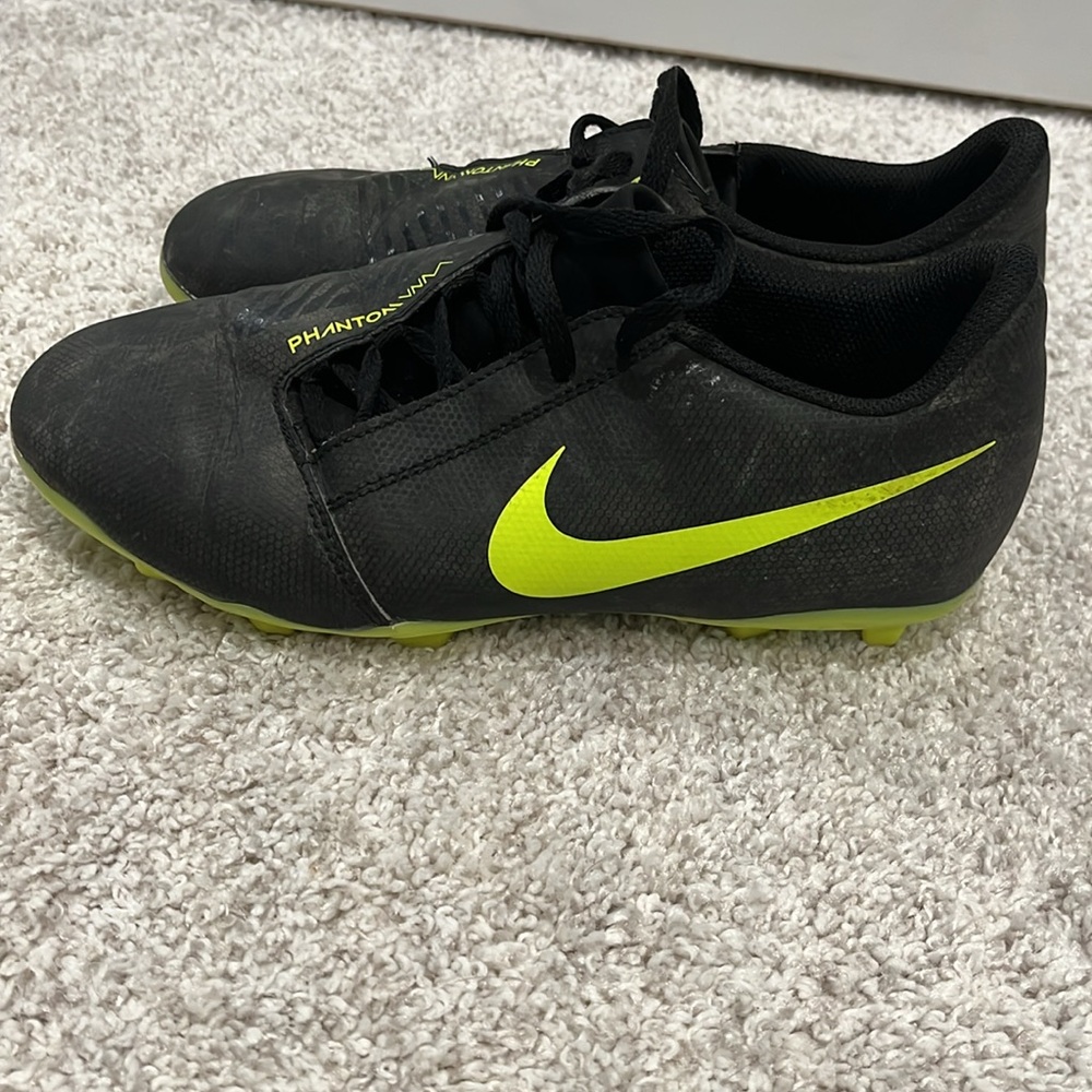 Nike Phantom soccer cleats